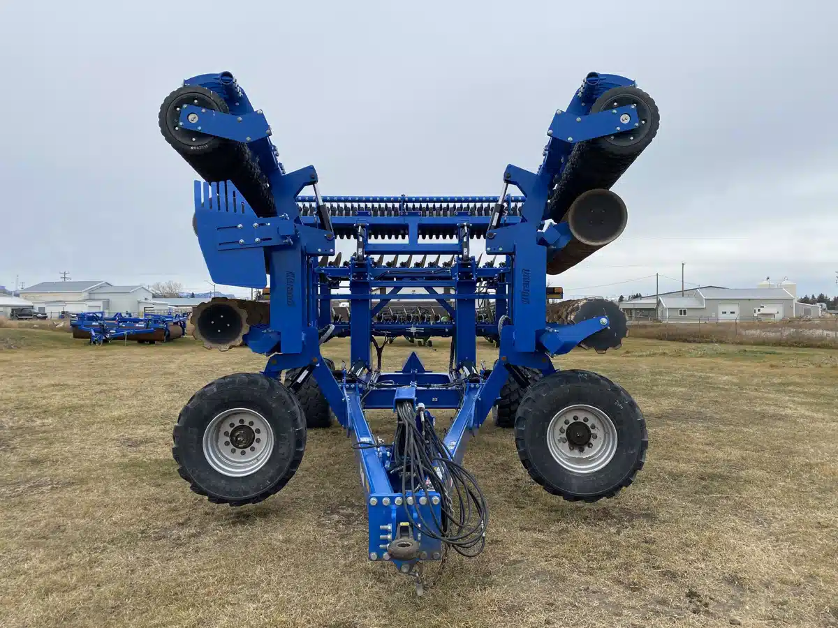 Gallery image 2 for 2022 Brandt 345A Cultivator