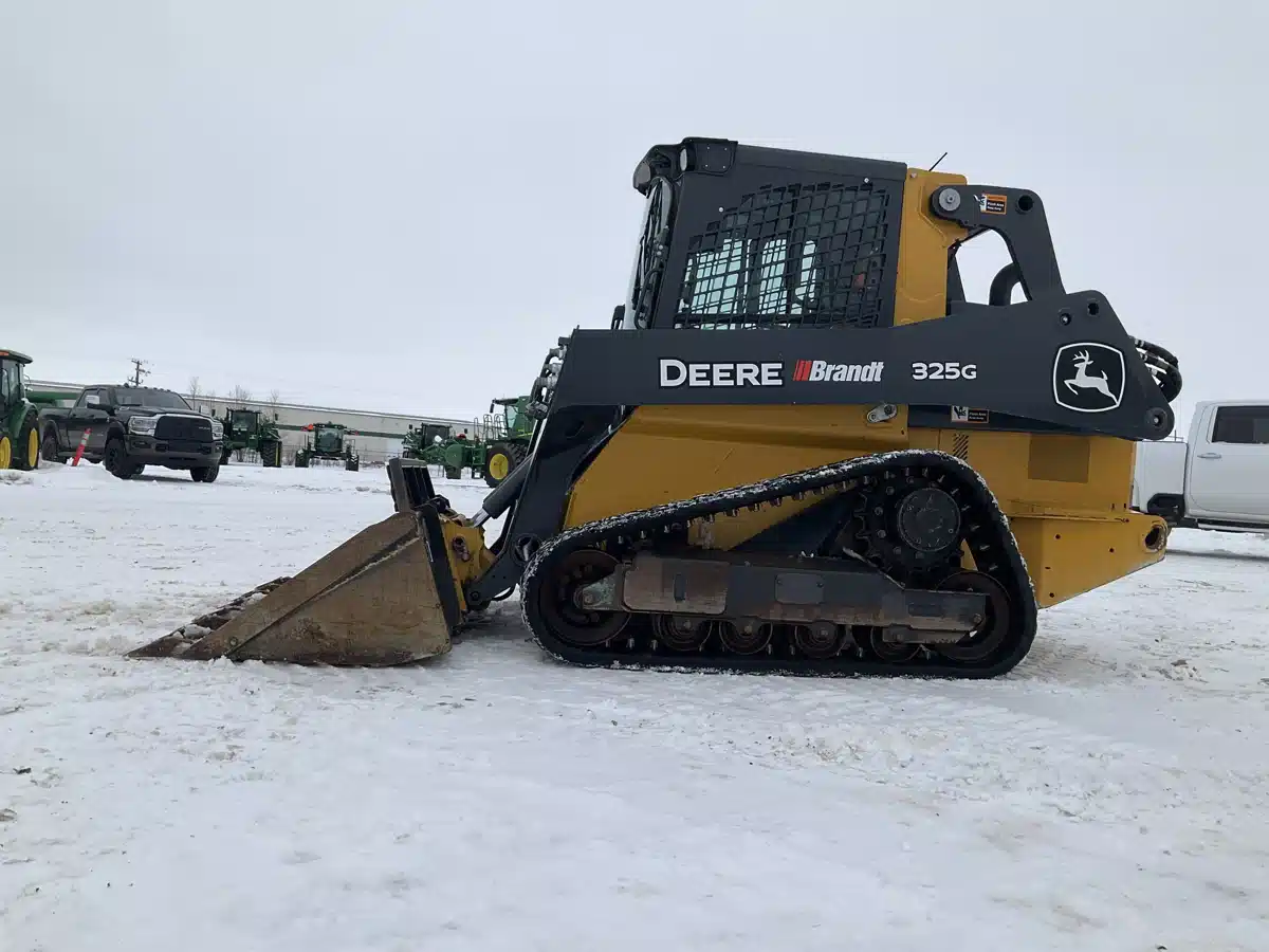 Gallery image 2 for 2024 John Deere 325G Track Loader