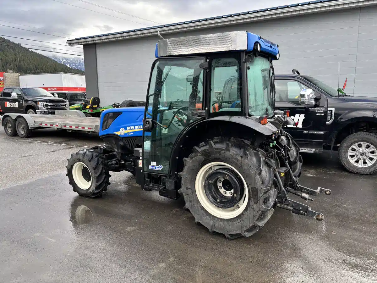 Gallery image 2 for 2018 New Holland T4.110 Tractor