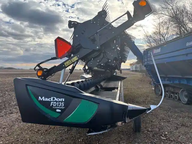 Gallery image 2 for 2018 MacDon FD135 Header - Draper
