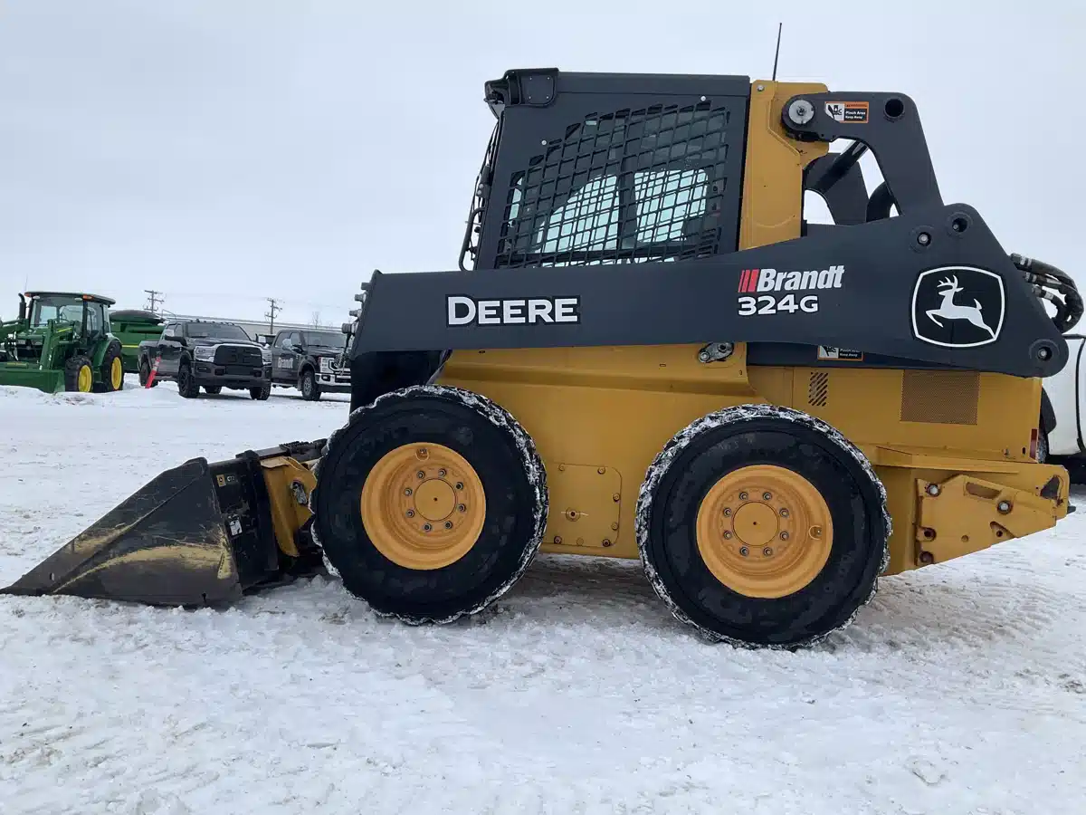 Gallery image 2 for 2023 John Deere 324G Skid Steer