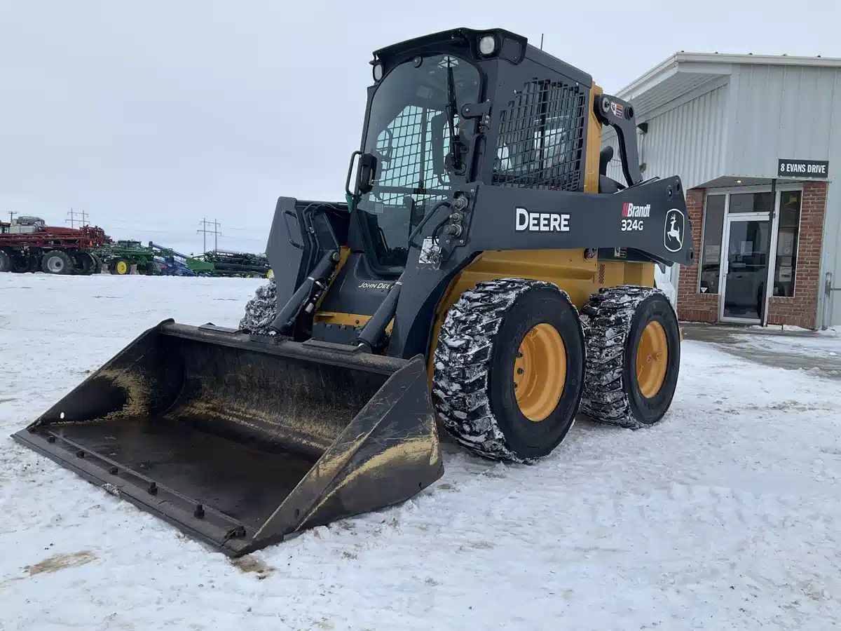2023 John Deere 324G Skid Steer