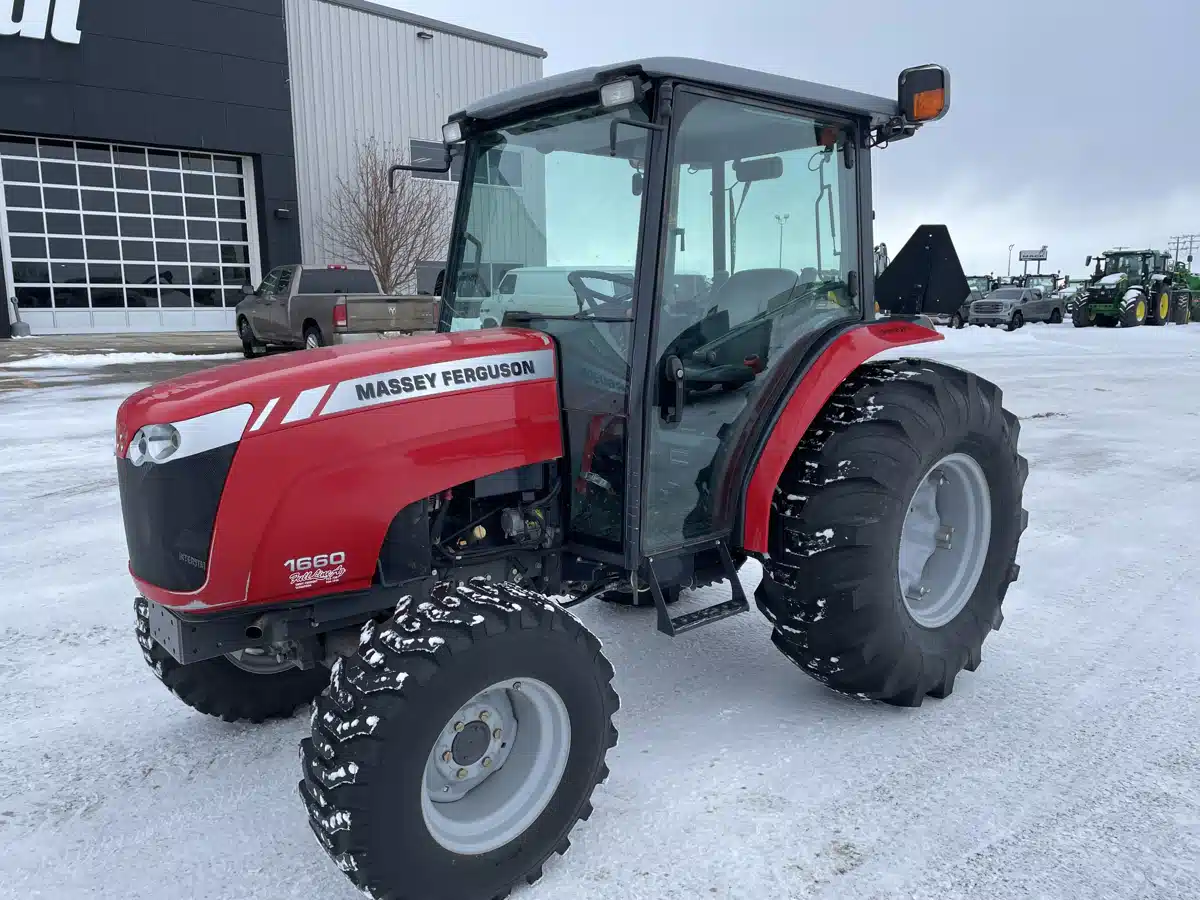 2010 Massey Ferguson 1660 Tractor