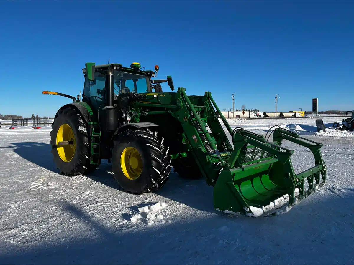 Gallery image 2 for 2025 John Deere 6R 250 Tractor