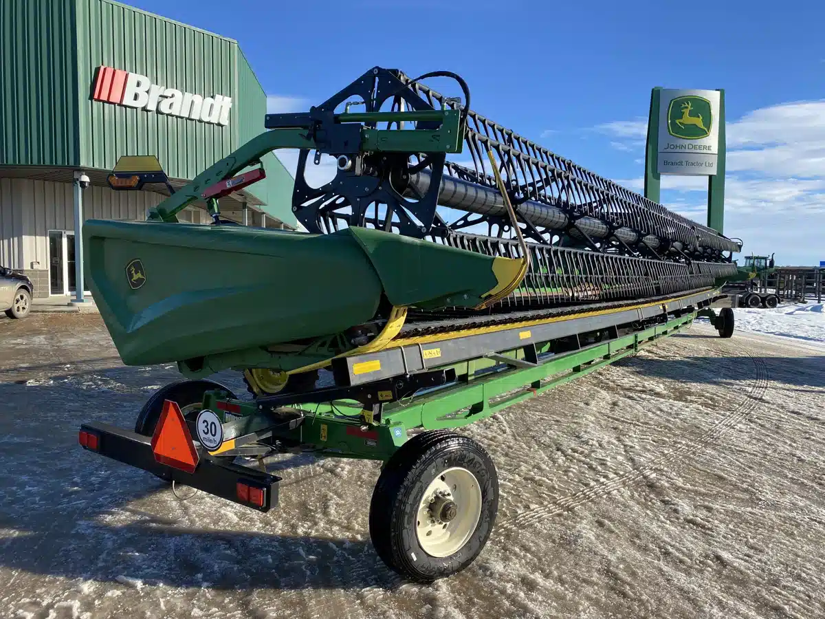 Gallery image 2 for 2022 John Deere HD50R Header - Draper