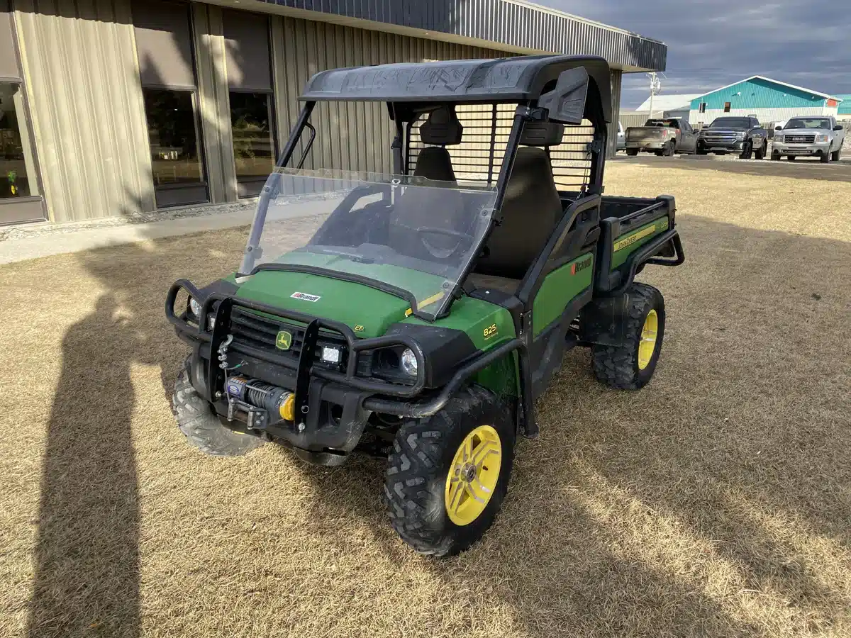 2015 John Deere XUV 825I Utility Vehicle