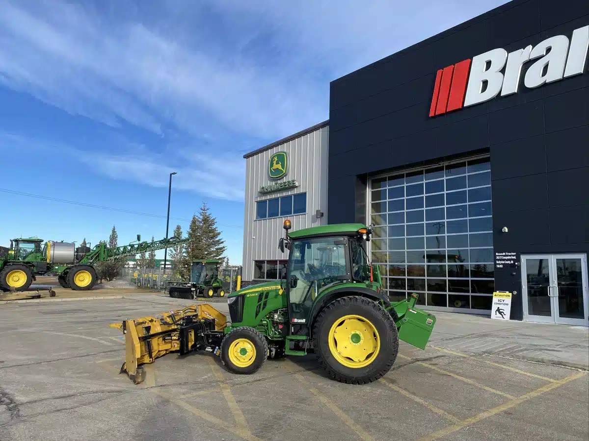 Gallery image 2 for 2023 John Deere 4066R Tractor