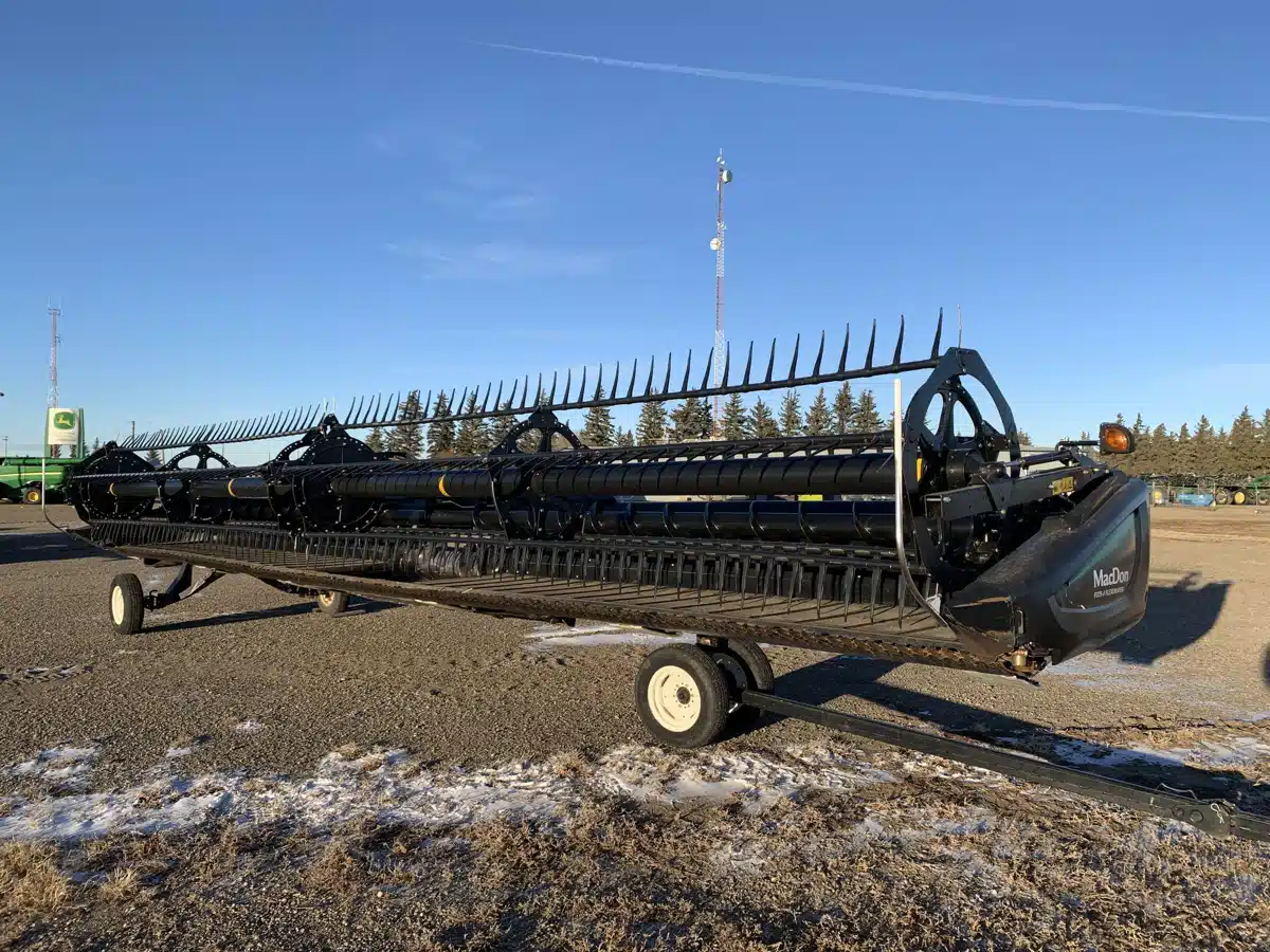 2016 MacDon FD75 Header - Flex Draper