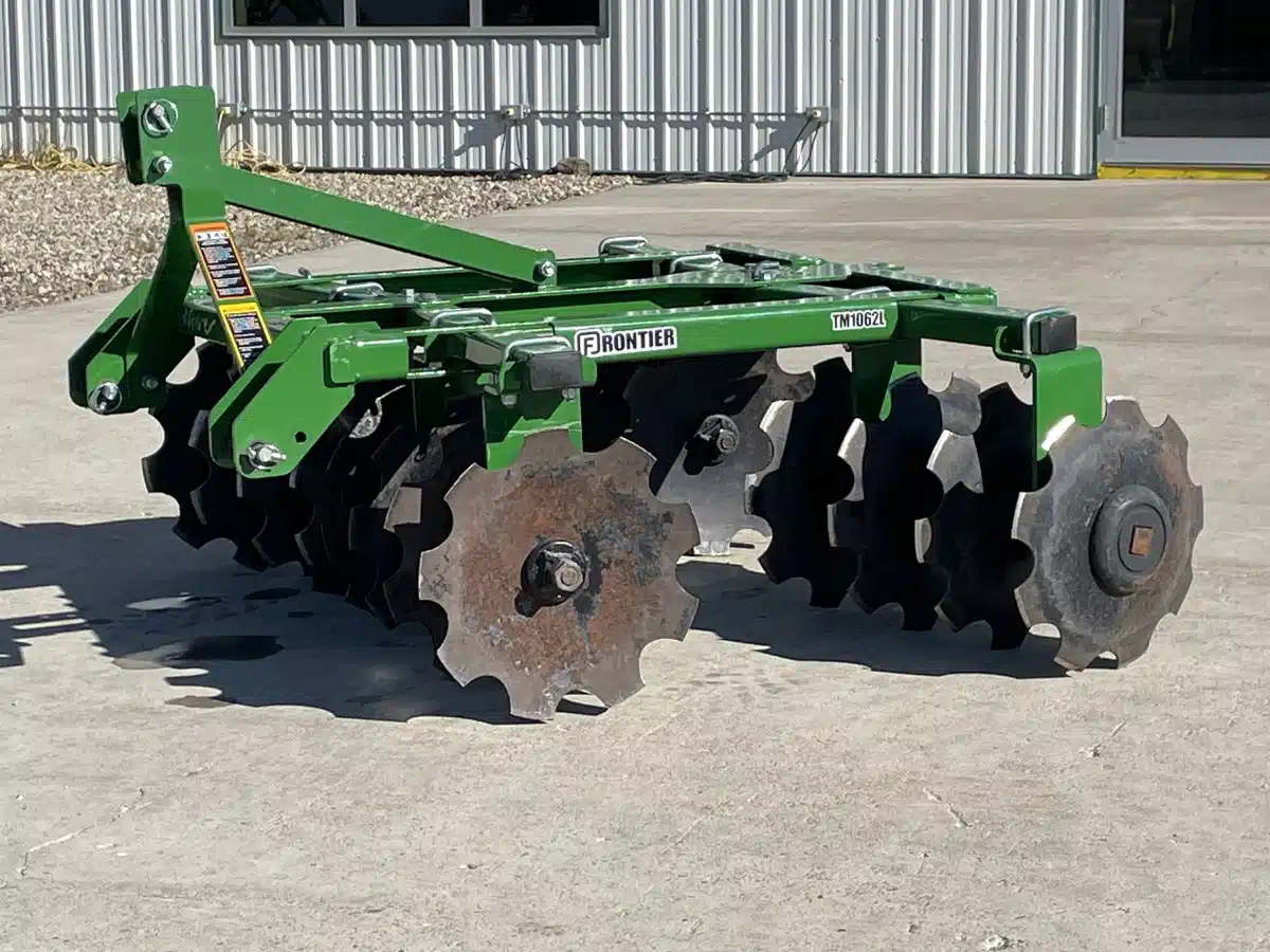 Gallery image 2 for 2023 Frontier TM1062L Attachment