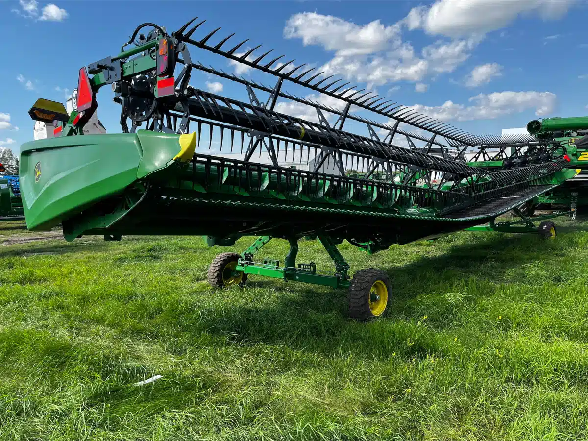 Photo de la Galerie 2 pour 2025 John Deere HD45R Nez - Toile/Tapis