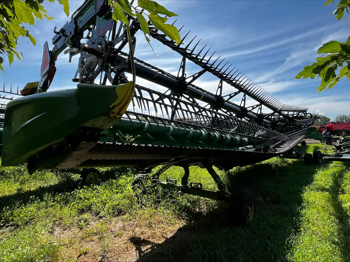 Gallery image 2 for 2025 John Deere HD45R Header - Draper