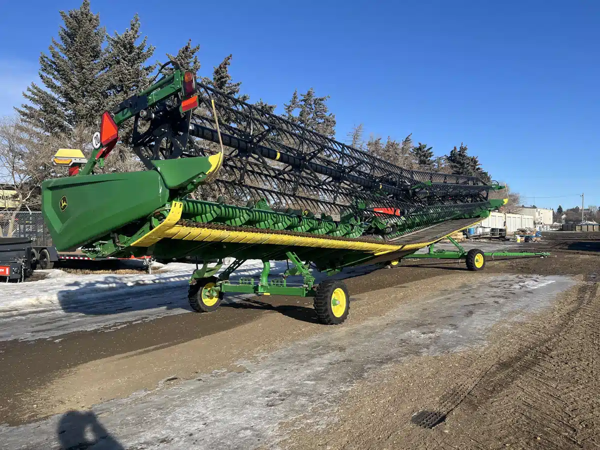Gallery image 2 for 2022 John Deere HD45F Header - Flex Draper