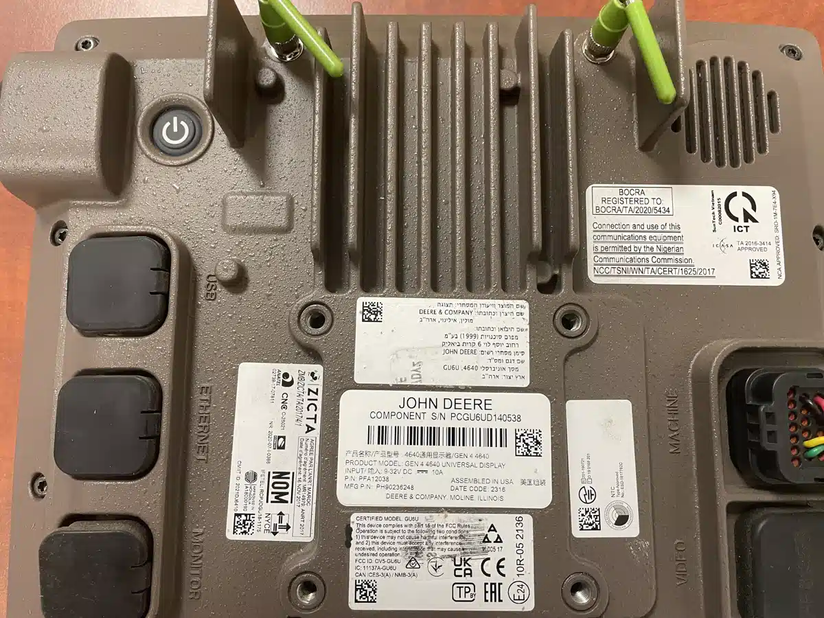 Gallery image 2 for 2023 John Deere 4640 Guidance System