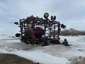 Gallery image 2 for 2009 Seed Hawk 66-12 400PLUS Air Drill