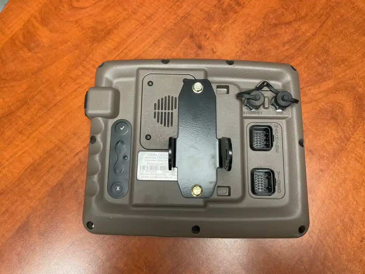 Gallery image 2 for 2014 John Deere 2630 Tractor