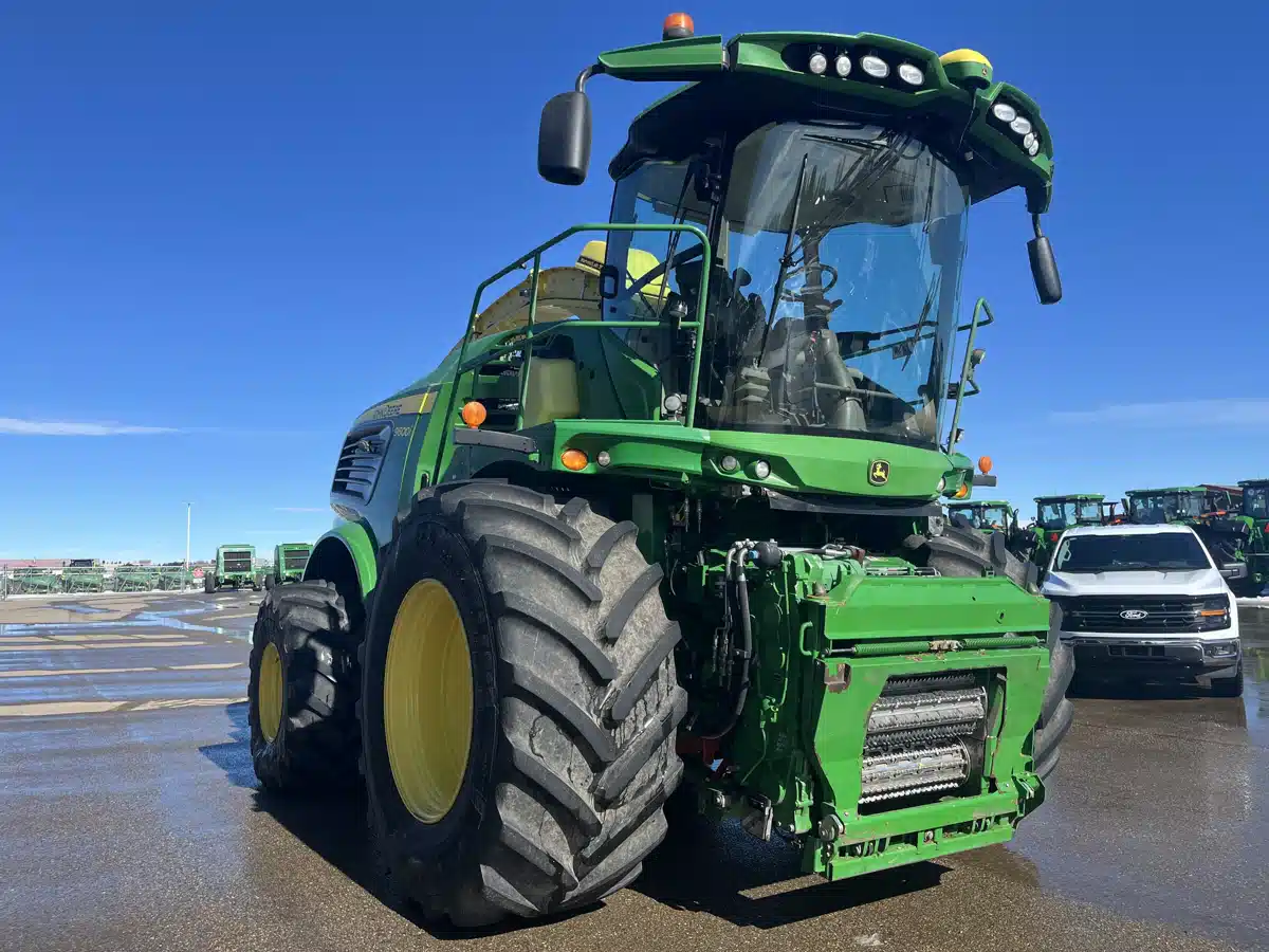 Gallery image 2 for 2019 John Deere 9600 Forage Harvester