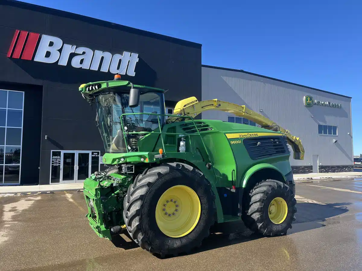 Gallery image 1 for 2019 John Deere 9600 Forage Harvester