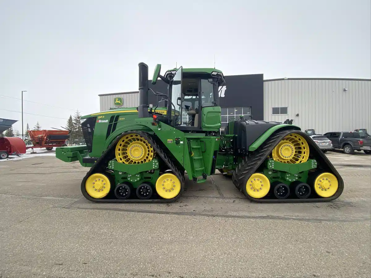 Gallery image 2 for 2025 John Deere 9RX 640 Tractor