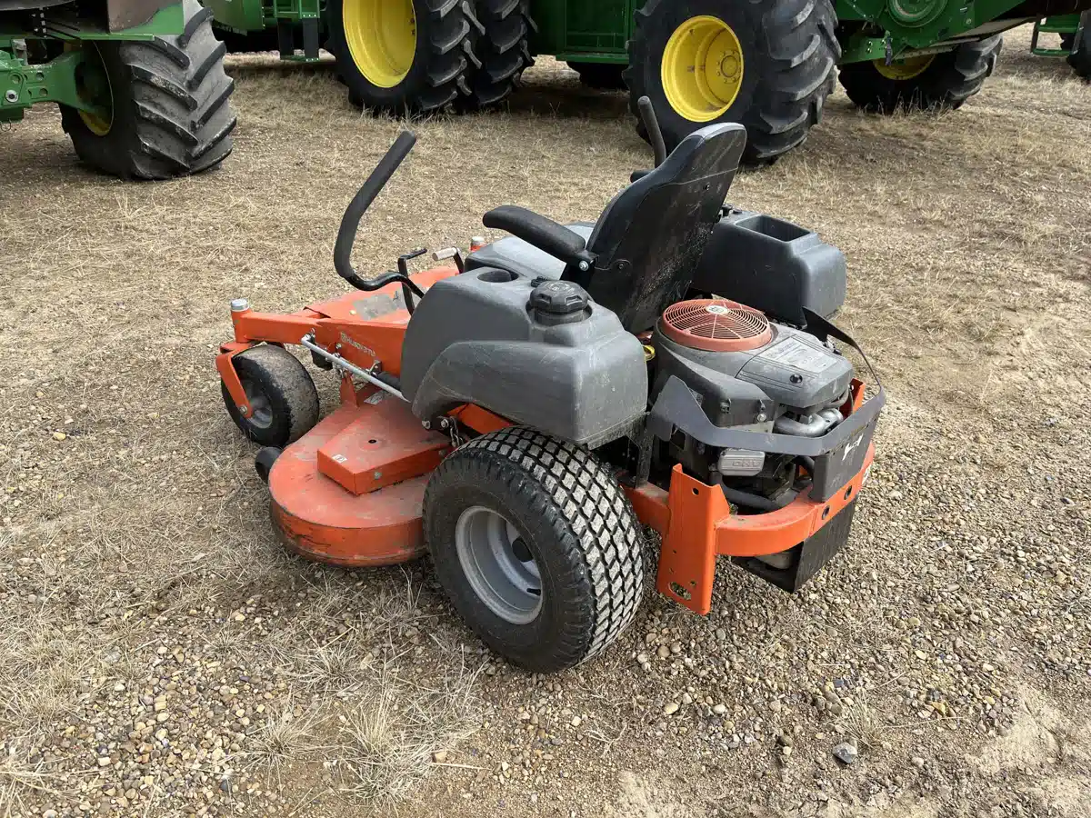 Photo de la Galerie 2 pour 2018 Husqvarna MZ61 Tondeuse à rayon de braquage zéro