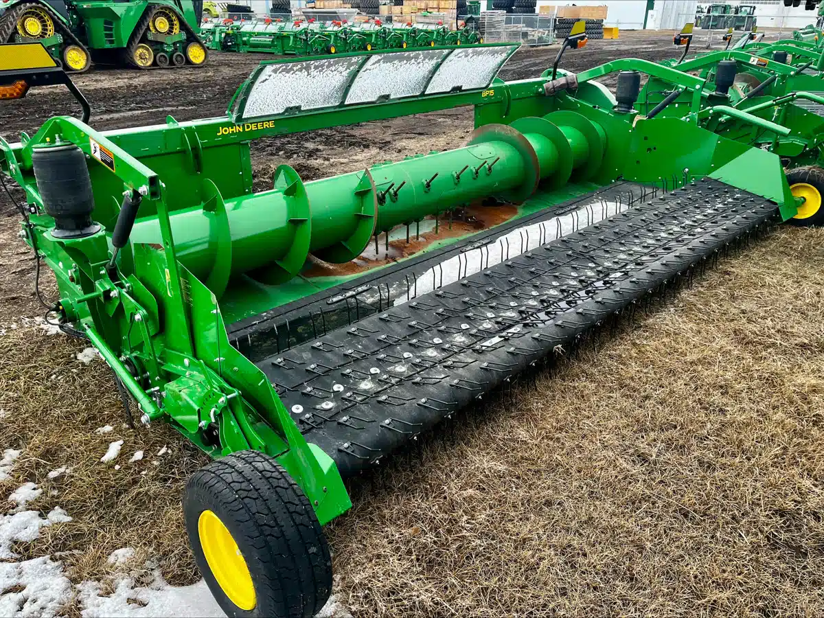 Gallery image 2 for 2024 John Deere BP15 Header - Pickup