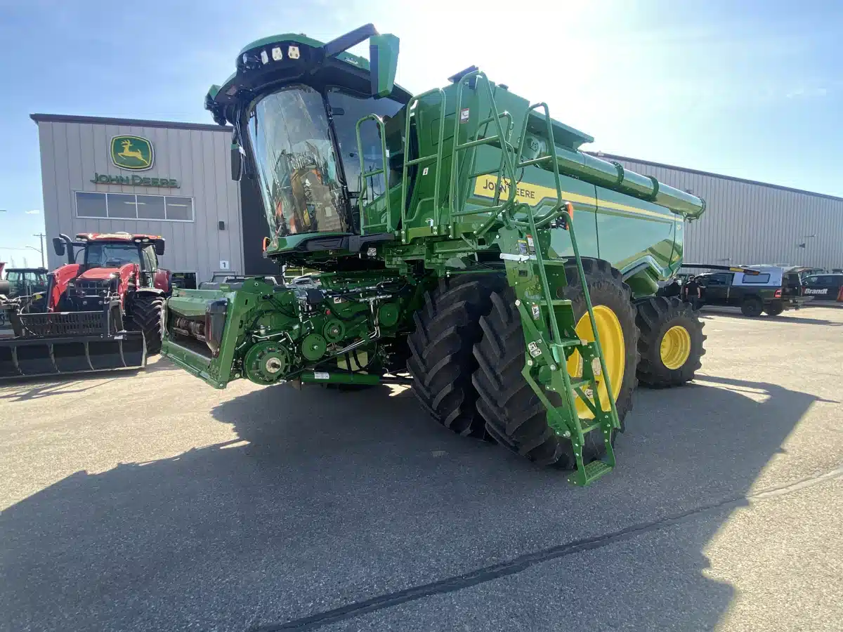 Photo de la Galerie 1 pour 2023 John Deere X9 1000 Batteuse