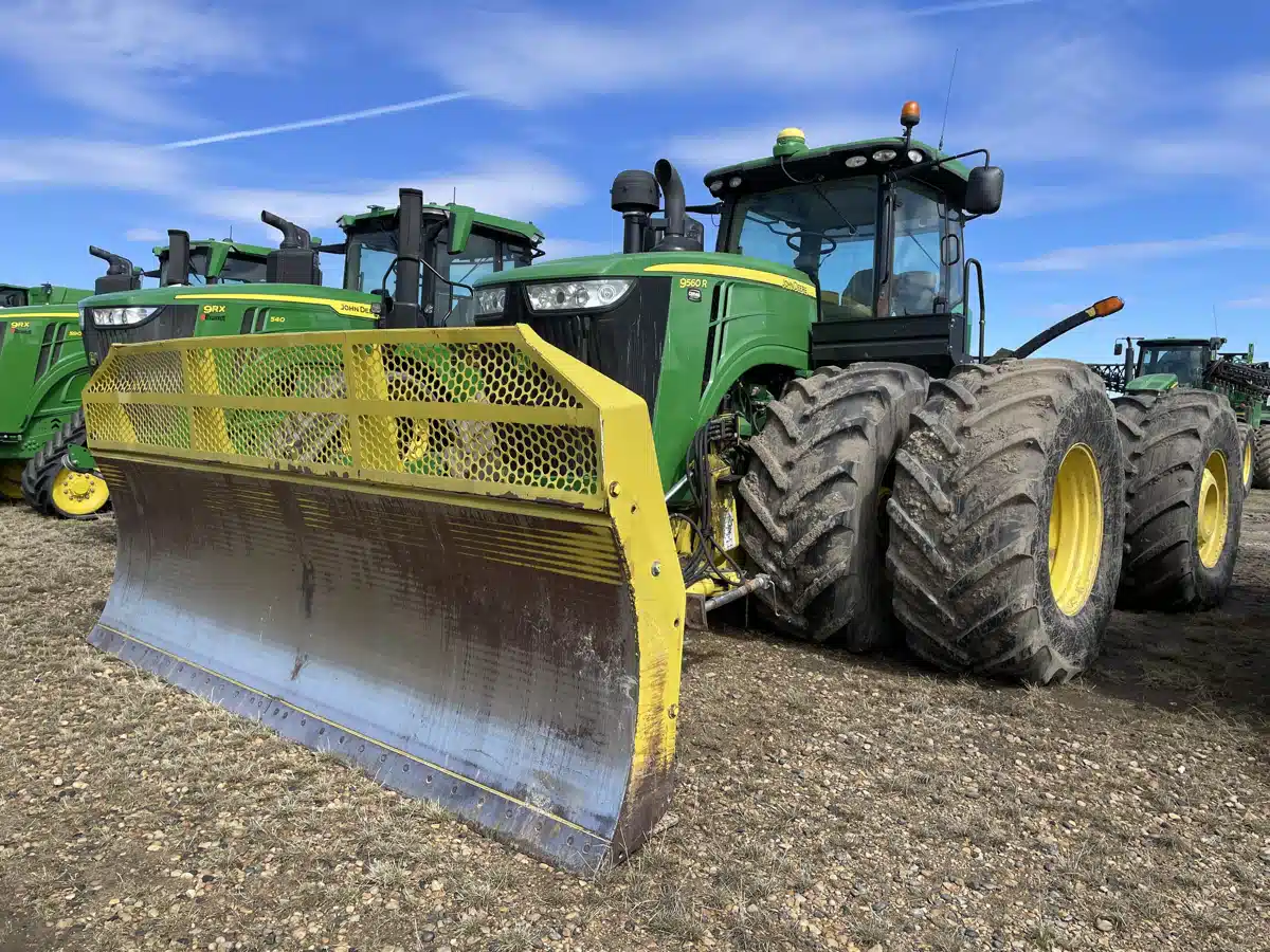Gallery image 1 for 2014 John Deere 9560R Tractor