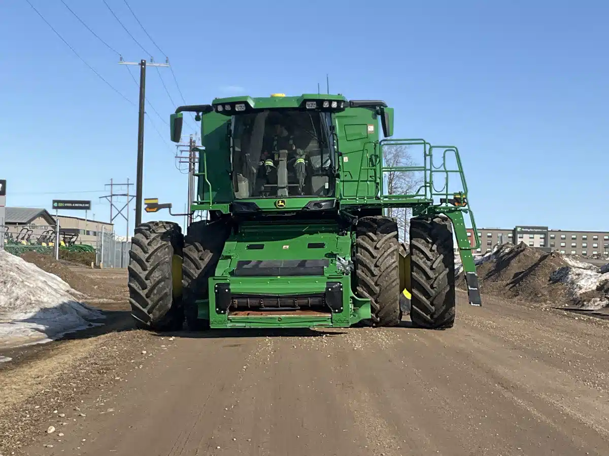 Photo de la Galerie 2 pour 2025 John Deere X9 1100 Batteuse