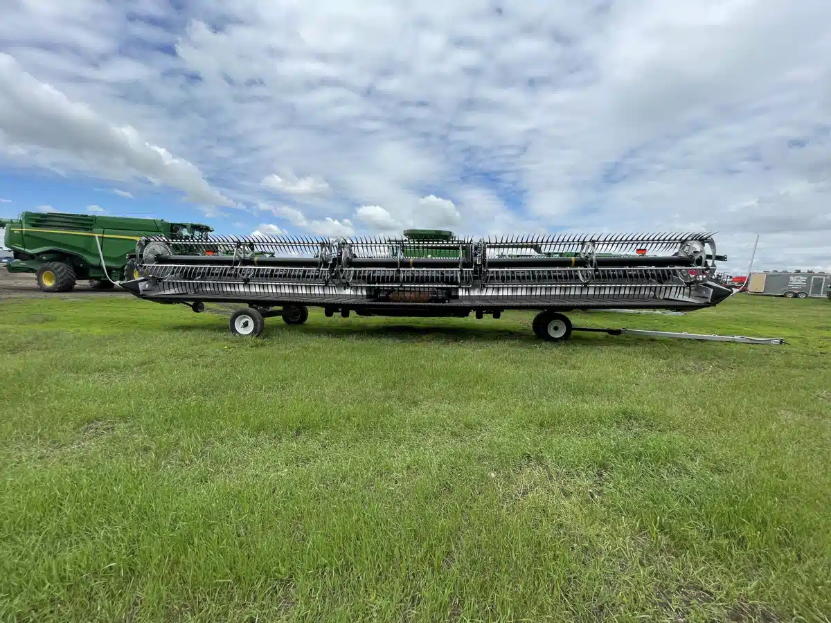 Gallery image 2 for 2025 MacDon FD240 Header - Flex Draper
