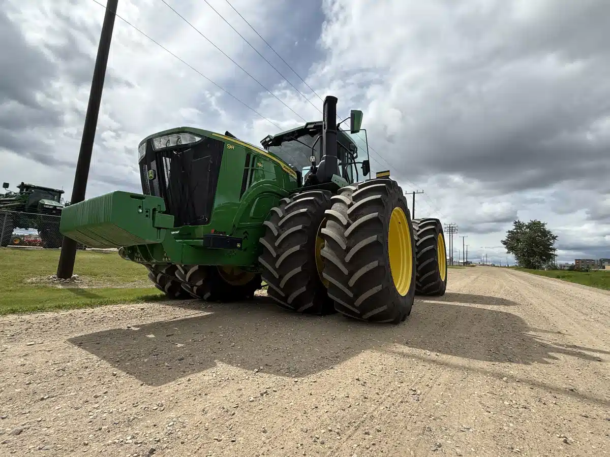 Gallery image 1 for 2025 John Deere 9R 590 Tractor