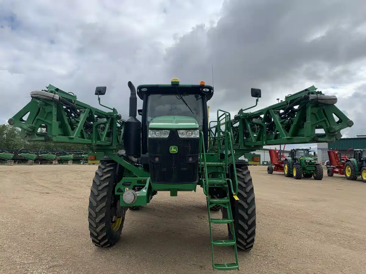 Photo de la Galerie 2 pour 2015 John Deere R4045 Arroseur - Automoteur