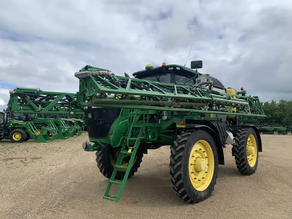 Photo de la Galerie 1 pour 2015 John Deere R4045 Arroseur - Automoteur