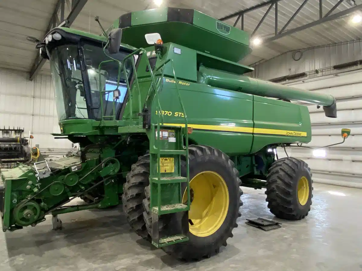 Photo de la Galerie 1 pour 2010 John Deere 9870 STS Batteuse