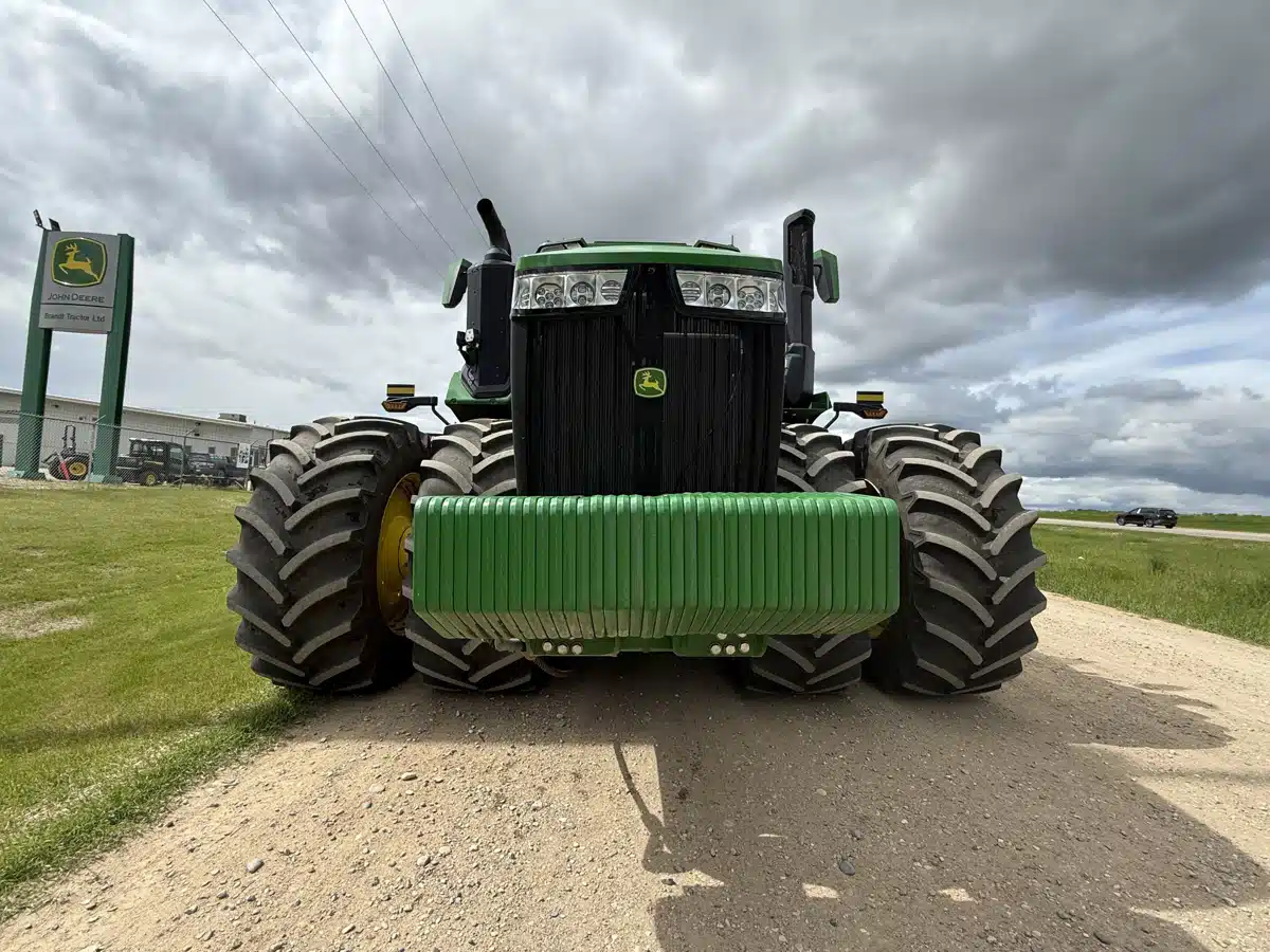 Gallery image 2 for 2025 John Deere 9R 590 Tractor