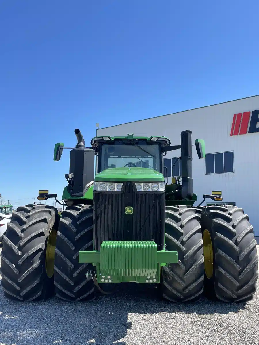 Photo de la Galerie 2 pour 2023 John Deere 9R 540 Tracteur