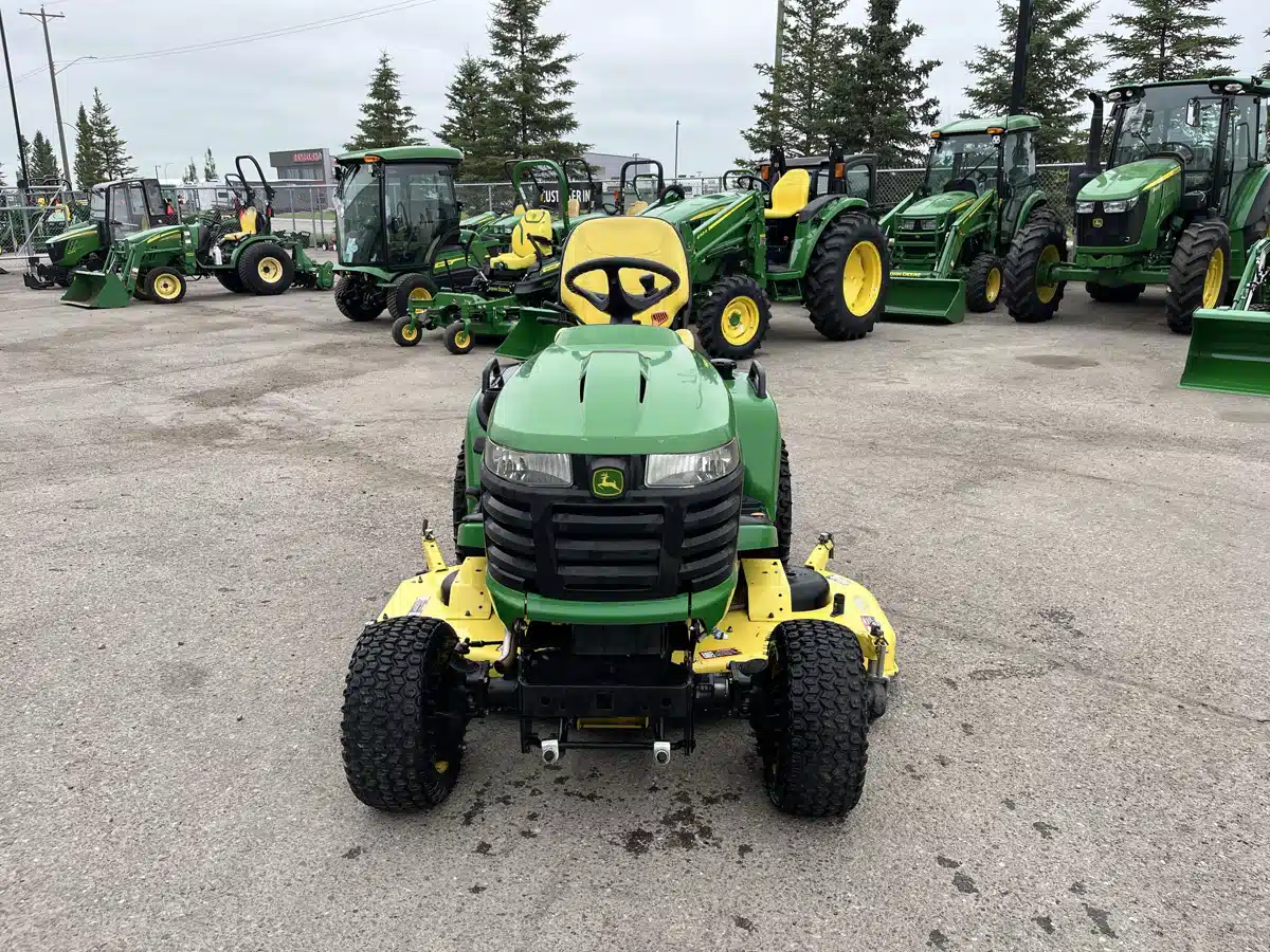 Gallery image 2 for 2013 John Deere X738 Lawn Tractor