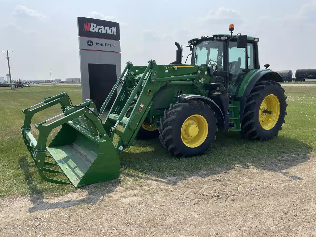 Photo de la Galerie 1 pour 2024 John Deere 6155M Tracteur