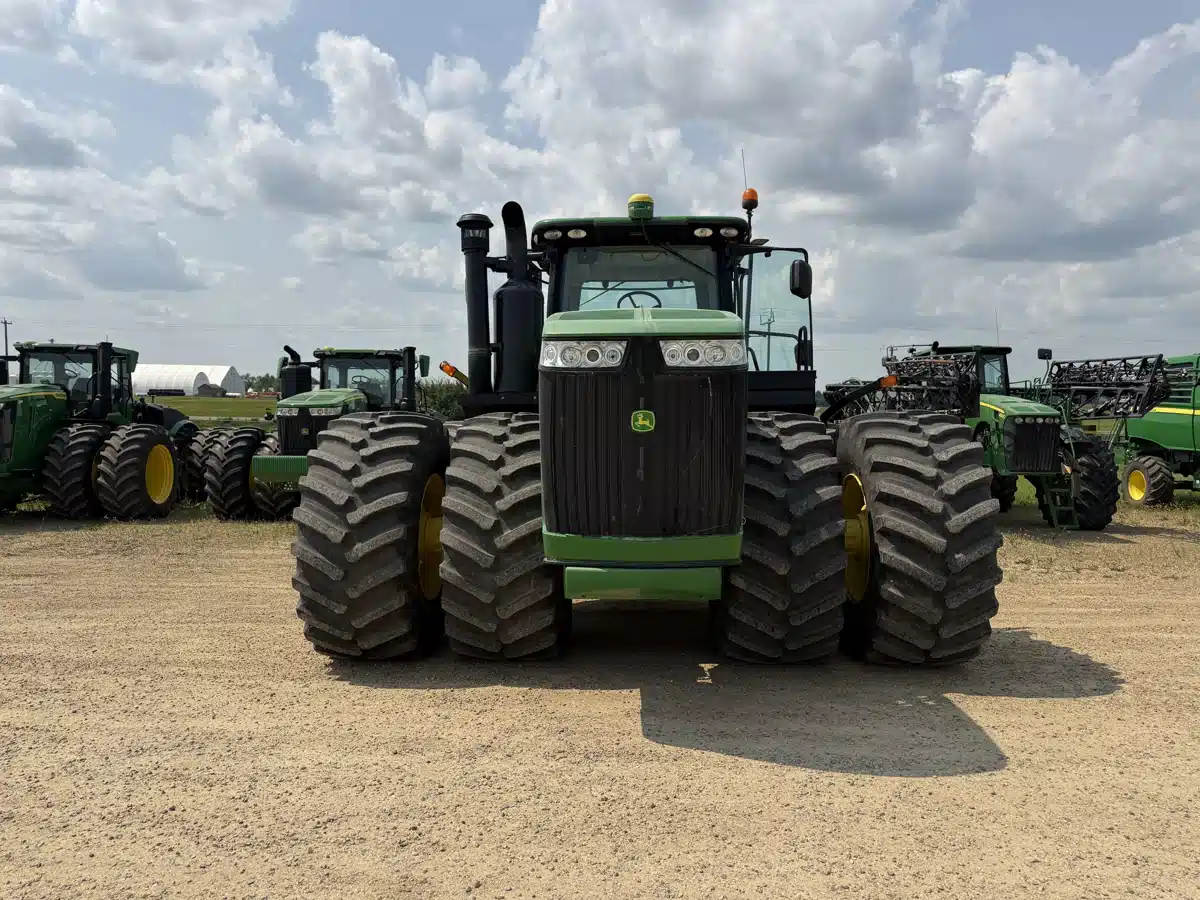 Photo de la Galerie 2 pour 2013 John Deere 9510R Tracteur