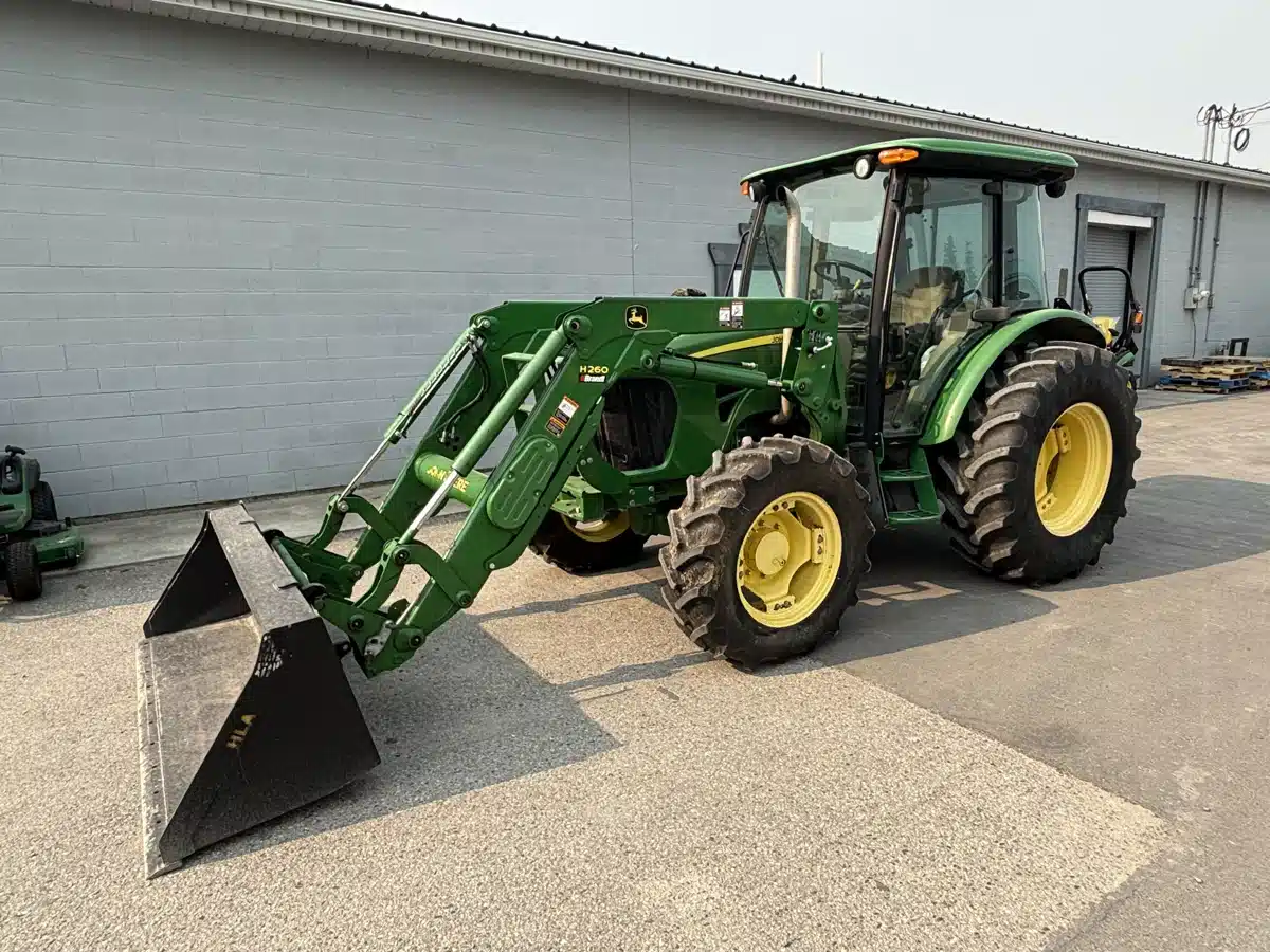 Gallery image 1 for 2010 John Deere 5105M Tractor