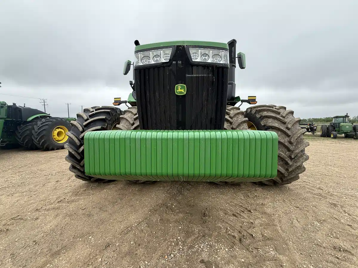 Gallery image 2 for 2025 John Deere 9R 590 Tractor