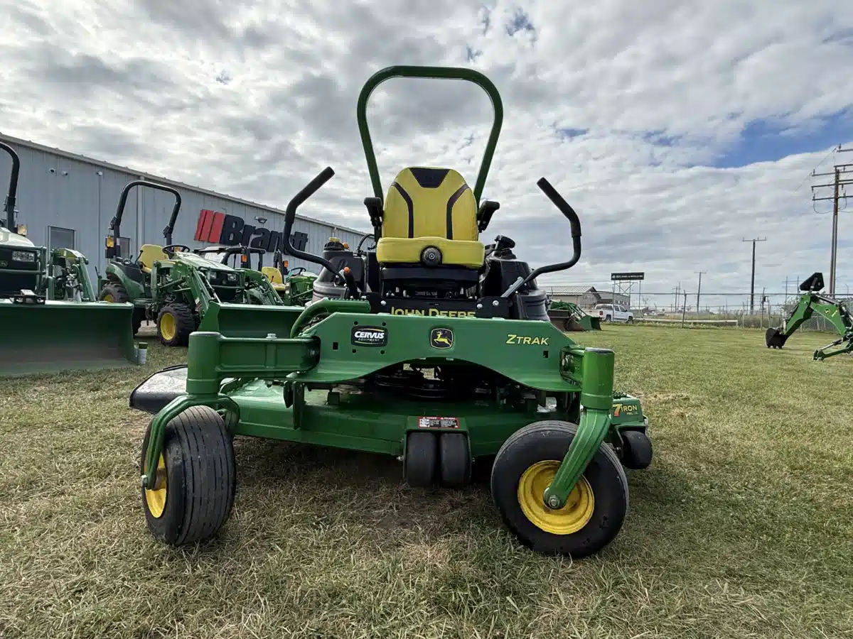 Gallery image 2 for 2021 John Deere Z930M Mower - Zero Turn