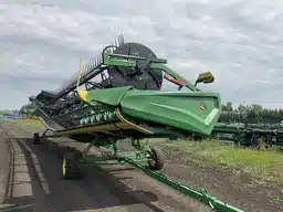 Gallery image 1 for 2022 John Deere HD45R Header - Draper