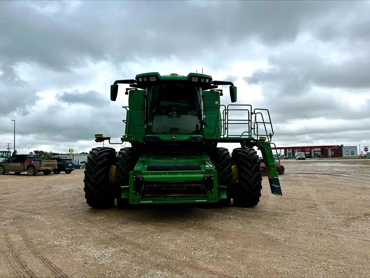Photo de la Galerie 2 pour 2025 John Deere X9 1100 Batteuse