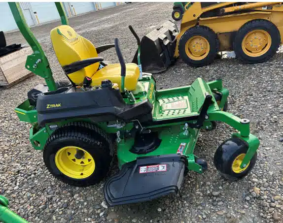 Gallery image 2 for 2023 John Deere Z730M Mower - Zero Turn