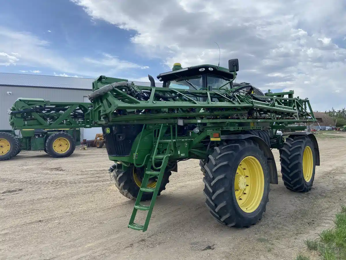 Photo de la Galerie 1 pour 2015 John Deere R4045 Arroseur - Automoteur