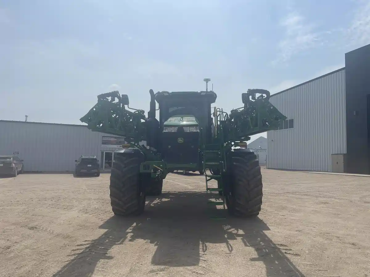 Gallery image 2 for 2026 John Deere 616R Sprayer - Self Propelled