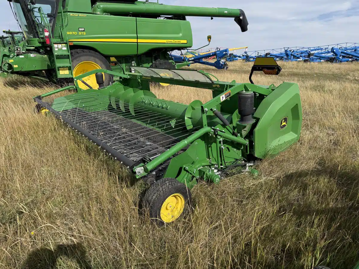 Gallery image 1 for 2022 John Deere BP15 Header - Pickup