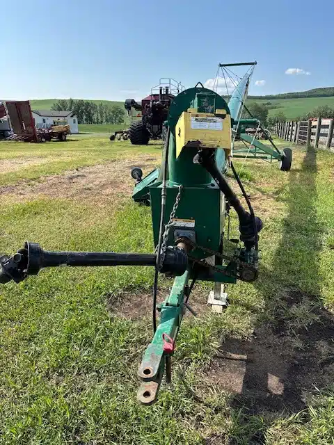 Gallery image 1 for Used 1999 Spray-Air 4261 Grain Auger