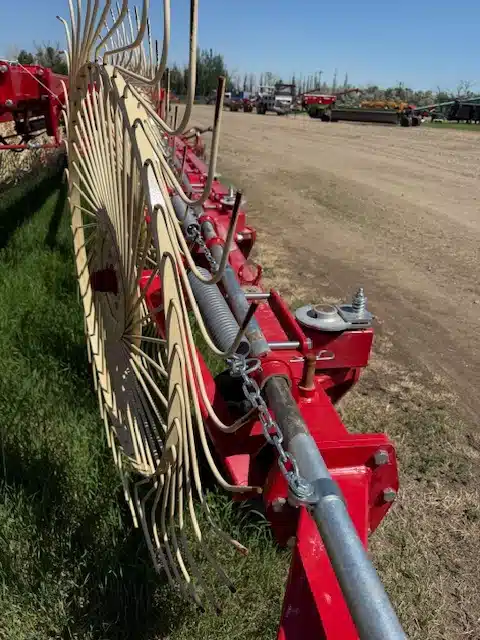 Gallery image 2 for Used 2022 Buhler Farm King RS18 Rake