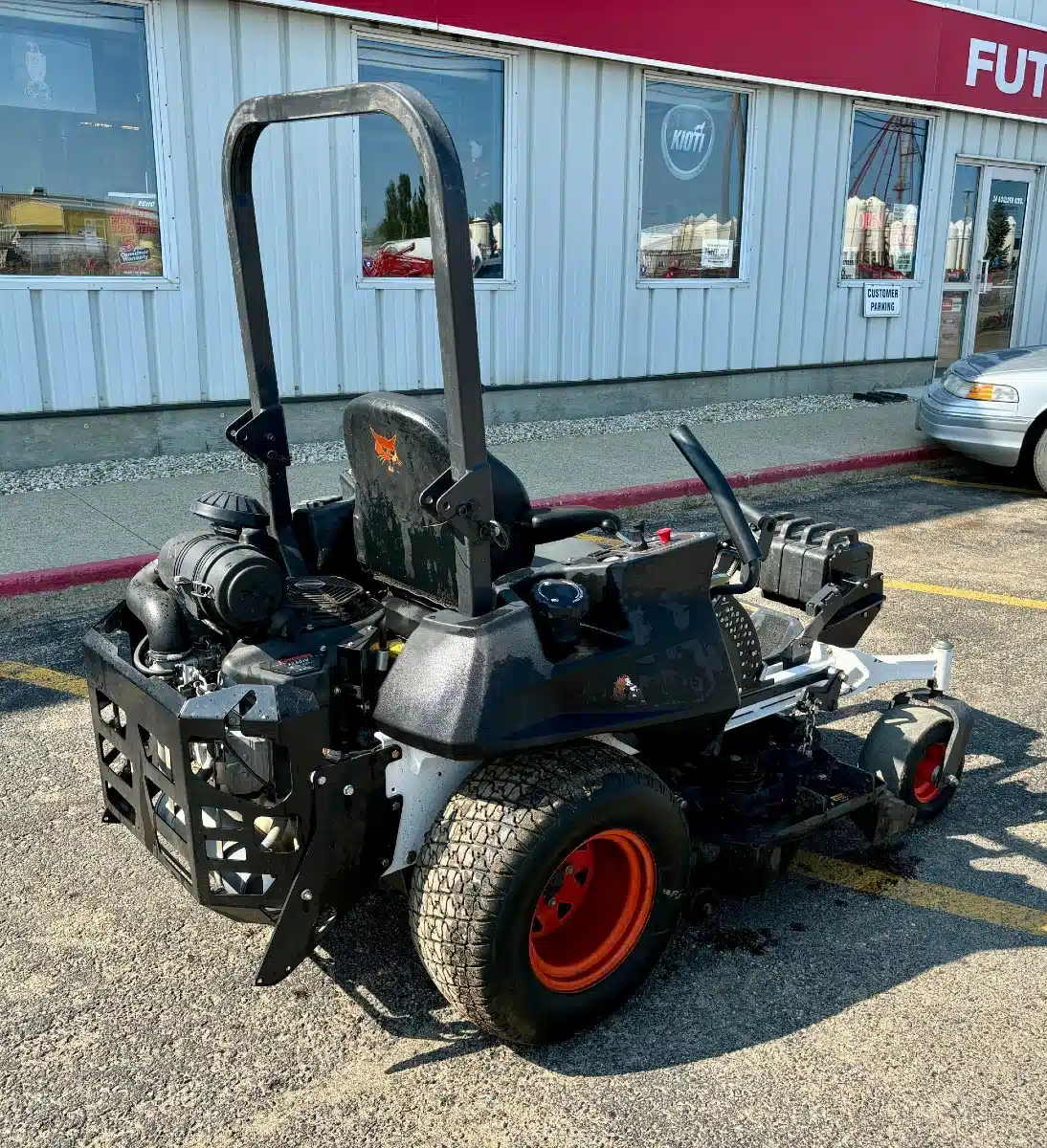 Gallery image 2 for Used 2021 Bobcat ZT6000 Mower - Zero Turn