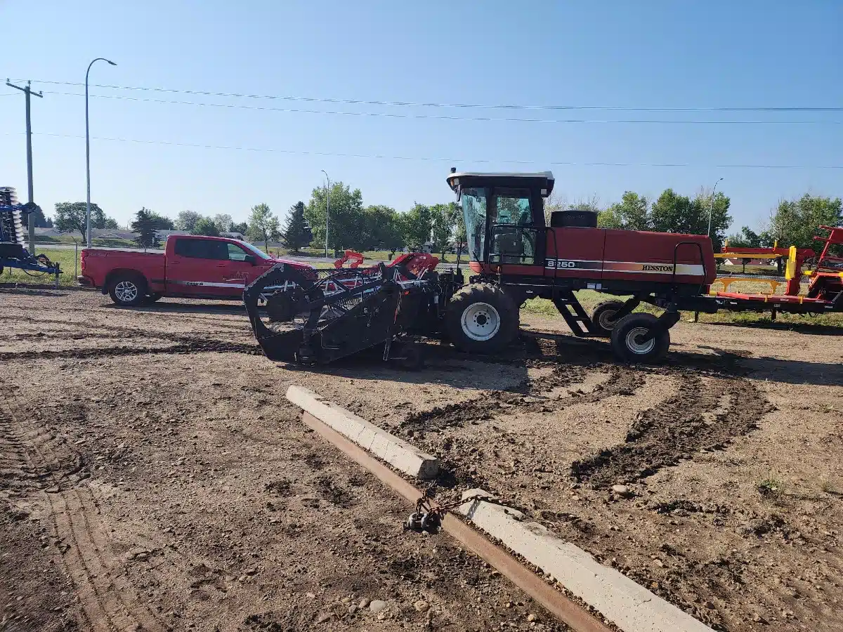 Gallery image 2 for Used 2003 Hesston 8250 Windrower